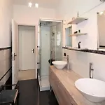 2 Bedroom Beautiful In *