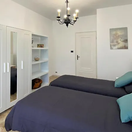 Apartmán 2 Bedroom Awesome In *