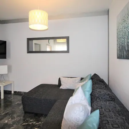 2 Bedroom Awesome In Apartmán *