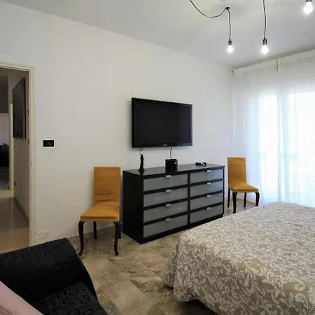 2 Bedroom Awesome In *