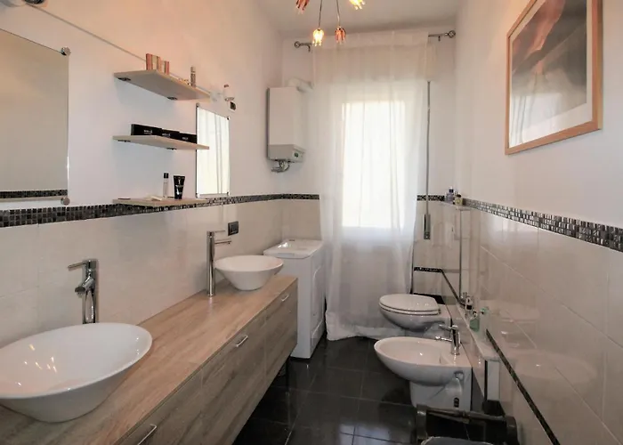 2 Bedroom Cozy In